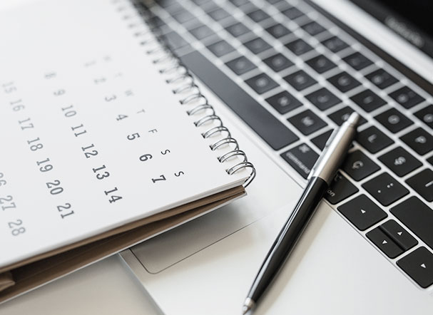 Ordinance on Holiday Work Returns as Hot Topic in the Retail Sector